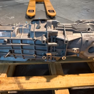 Aston Martin V8 Vantage Gertiebe BG33-7002-BJ / 2000km