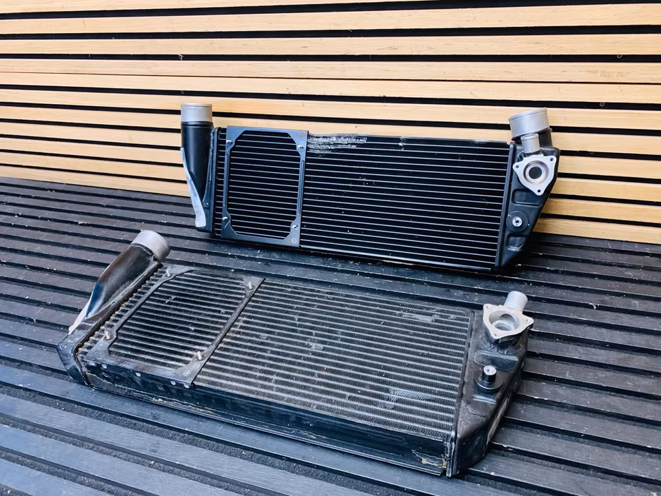 Ferrari 488 F8 Radiator Intercooler Right 328422 748559 - Image 8