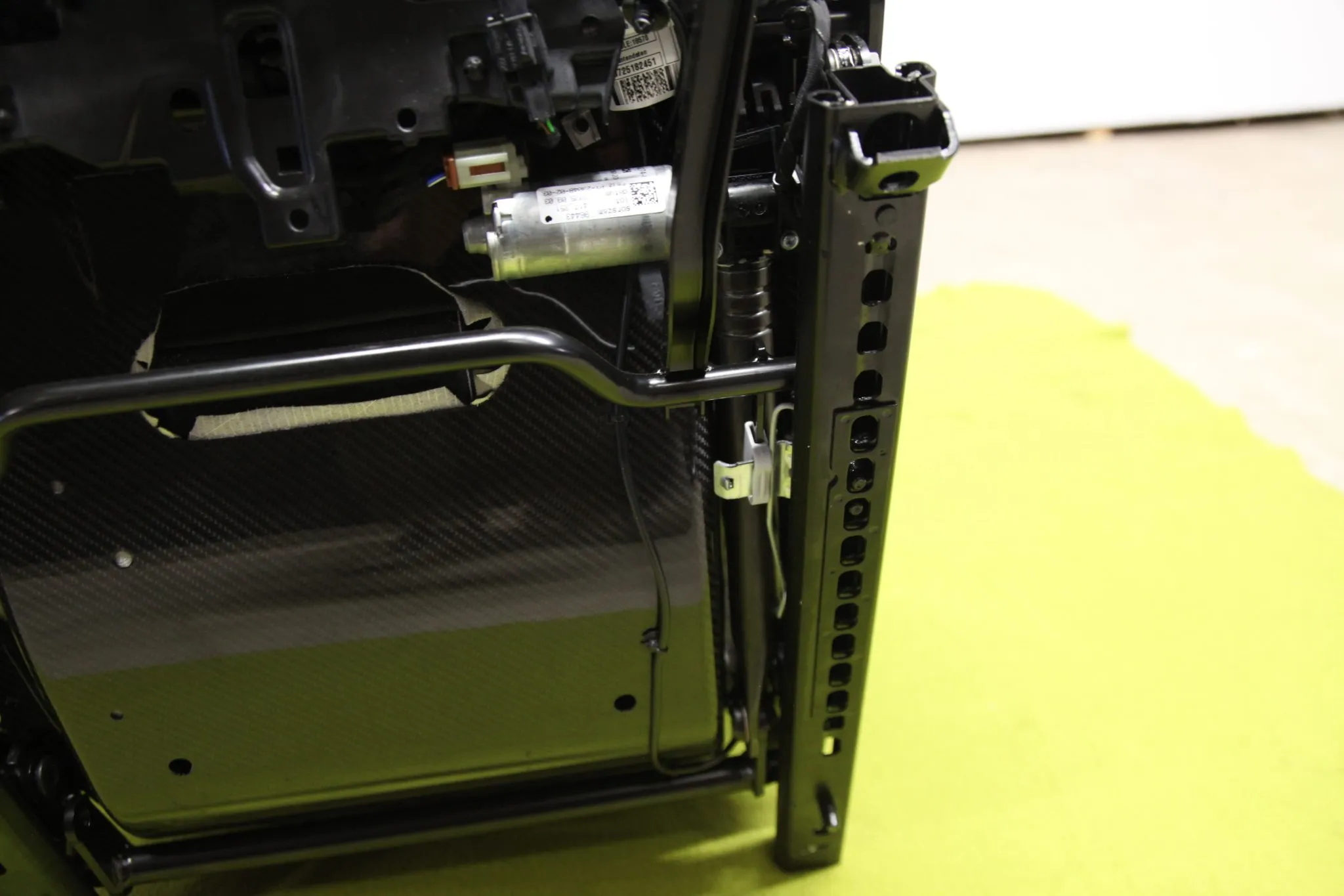 Porsche 992 Bucket Seats - Image 6