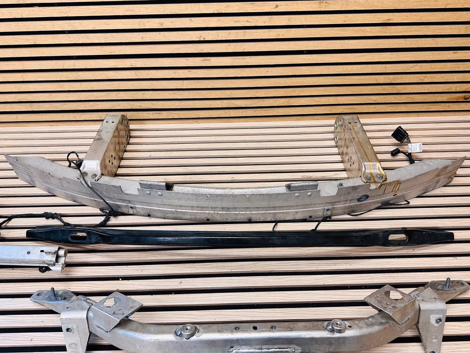 Rolls Royce Ghost Carrier Front - Image 5