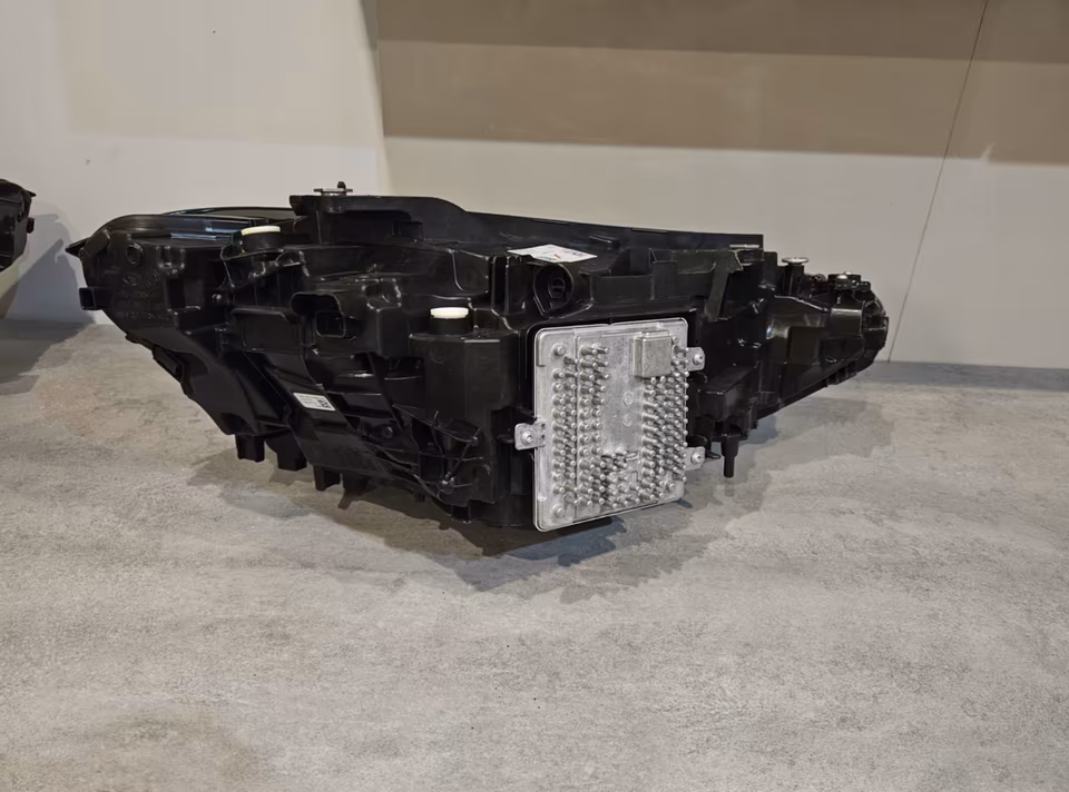 BMW M3G80 M4 G82 G22 G26 LCI Headlight LED Shadow right+left - Image 6