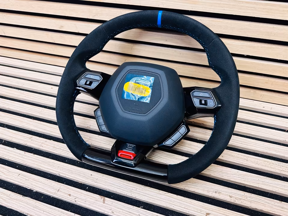 Lamborghini Huracan STO Steering Wheel Alcantara 4T0419091 - Image 6