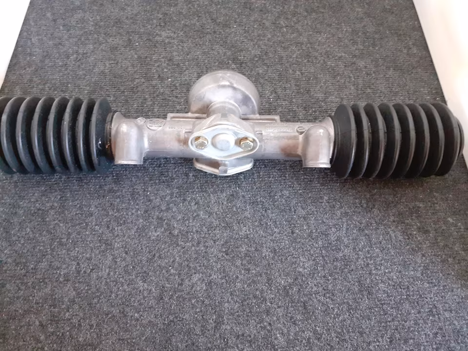 Porsche 911 Carrera 3.2 overhauled ZF steering gear - Image 8