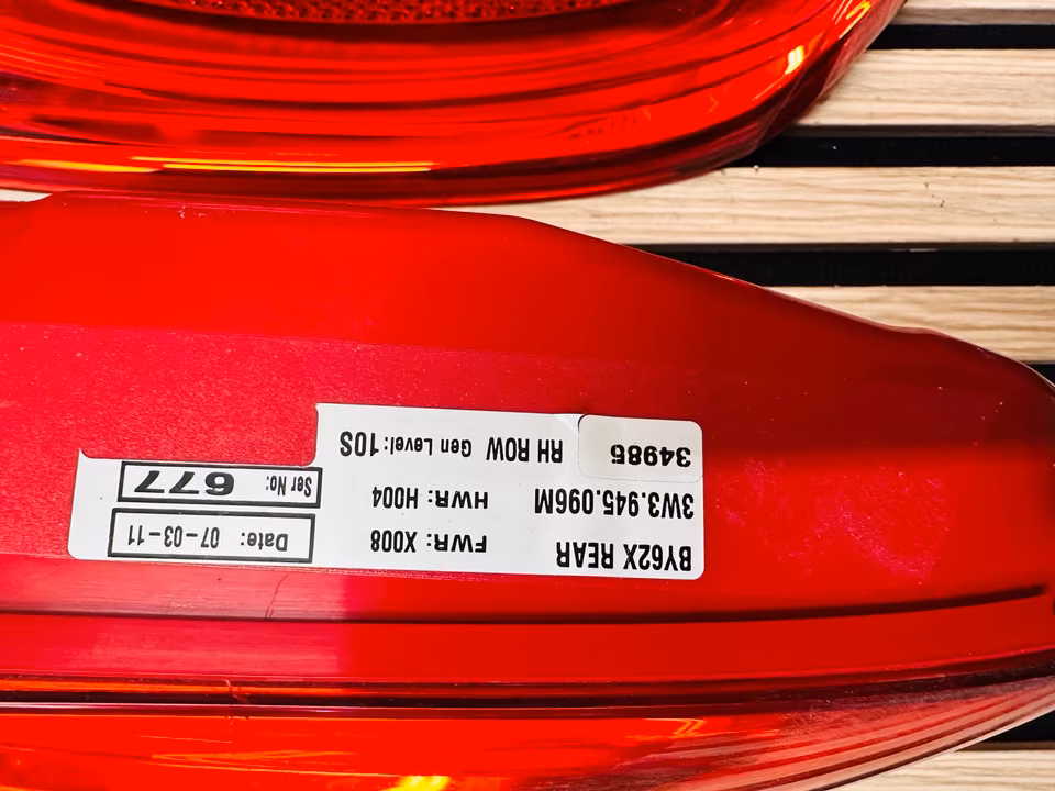 Bentley GT GTC Rear Light Rear Light 3W3945095AB 3W3945096AH - Image 20