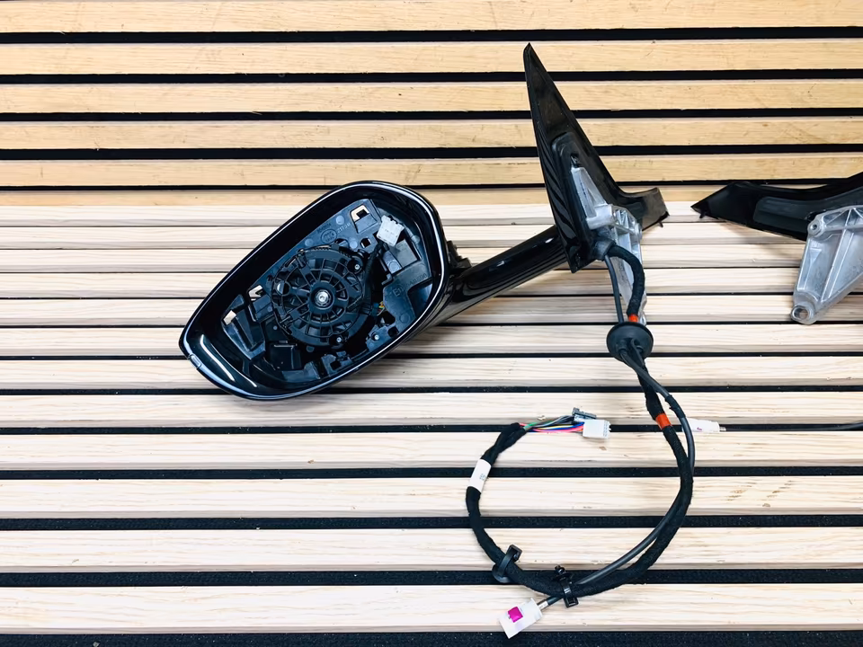 Aston Martin DB11 Wing Mirror Camera HY5317683AF HY5317682AF - Image 14