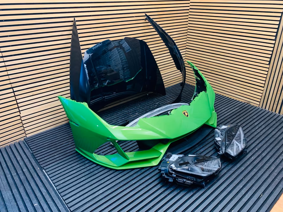 Lamborghini Huracan EVO Bonnet Bumper Headlight - Image 10