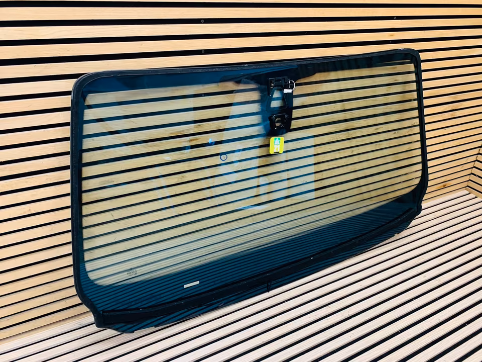 Rolls Royce Wraith Windshield Windscreen Front - Image 3