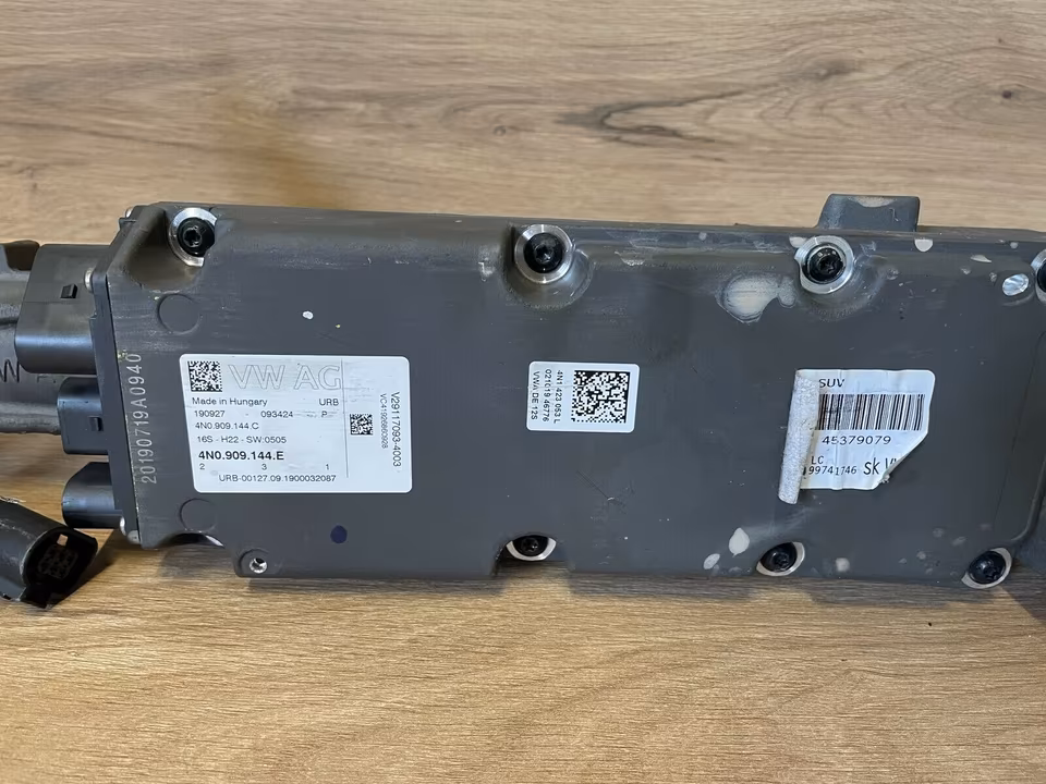 Bentley Bentayga steering gear 4N1423053L - Image 3