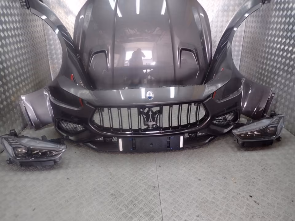 MASERATI LEVANTE TROFEO BUMPER RADIATOR HEADLIGHT FRONT