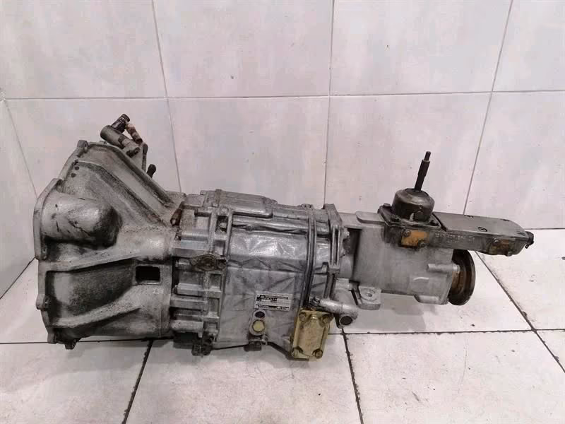 ASTON MARTIN VANTAGE 3 1973-1978 5-SPEED MANUAL TRANSMISSION - Image 8