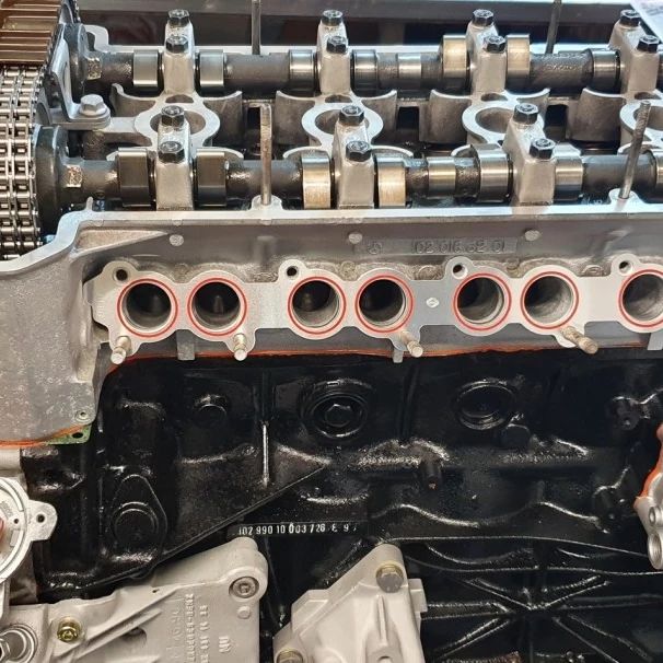 OEM Mercedes-Benz 190E 2.5L 16V W201 - Image 6