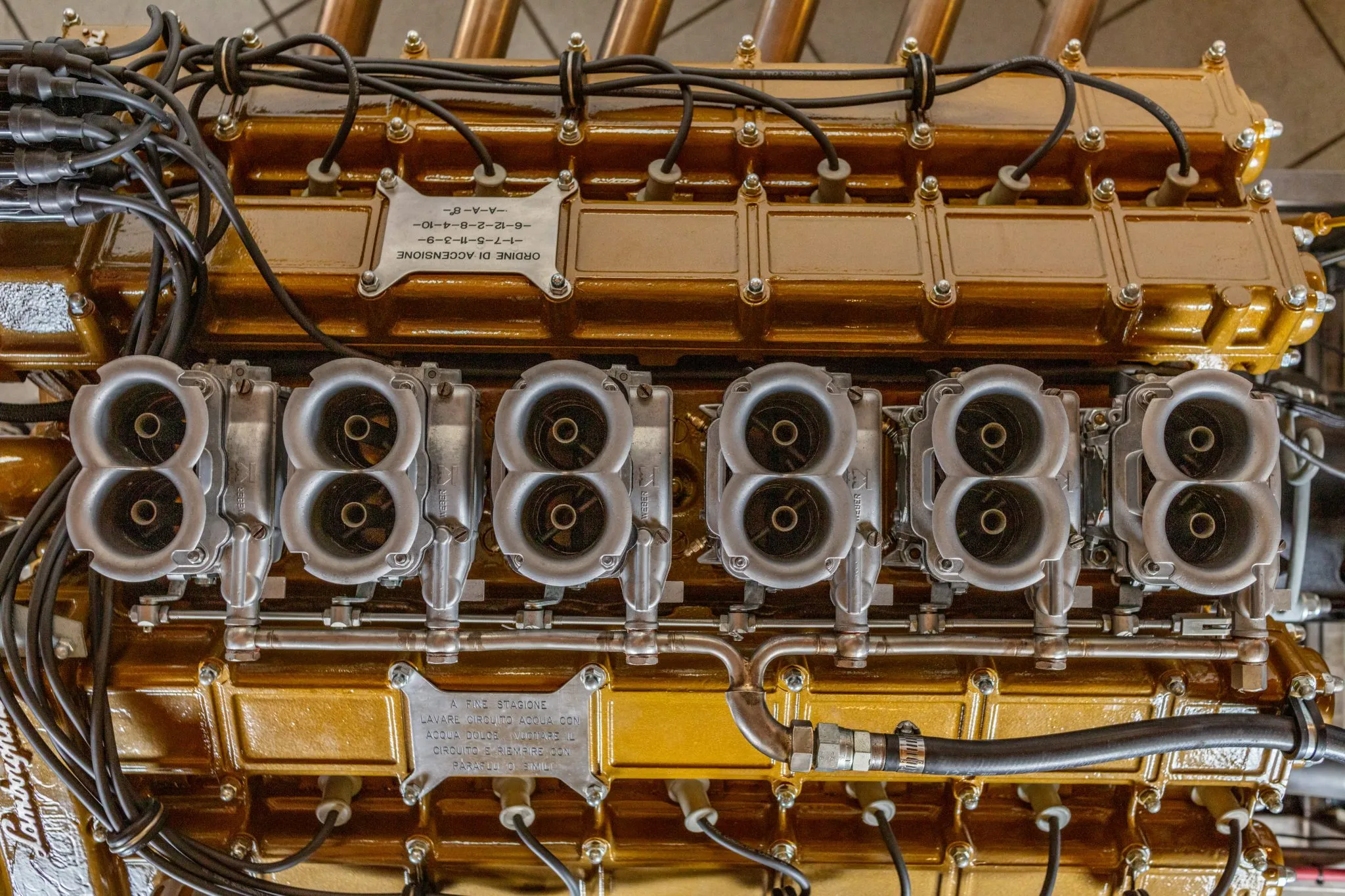 Lamborghini L900 V12 Marine Engine - Image 4