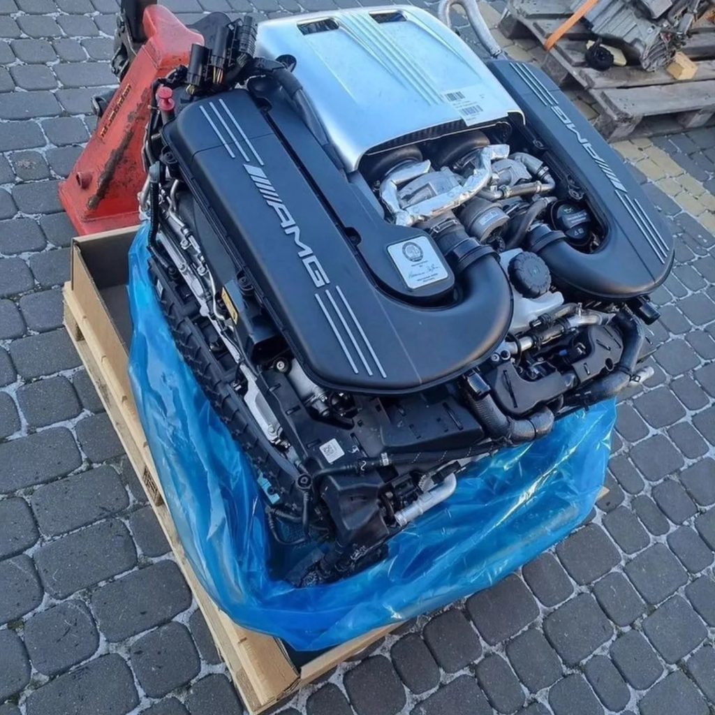 Mercedes-AMG M177 4.0L V8 BiTurbo Engine - Image 2
