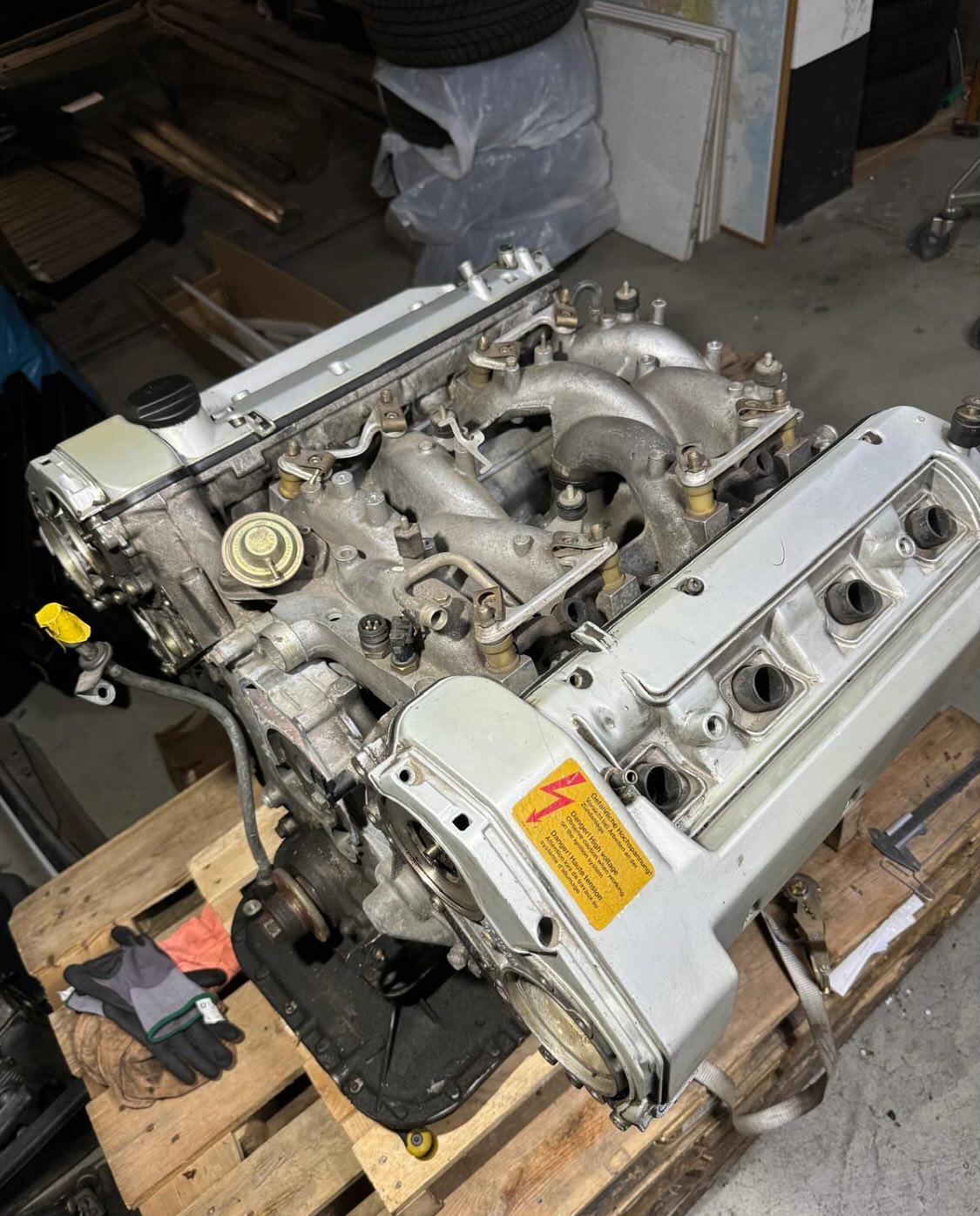 Original AMG M119 6.0 V8 Engine - Image 3