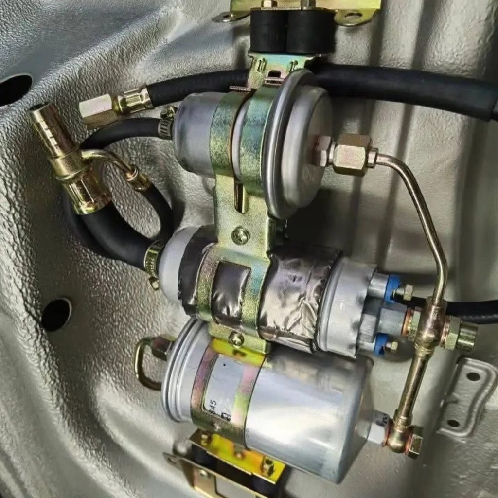 Mercedes-Benz M102 2.3 16 Cosworth Engine - Image 6