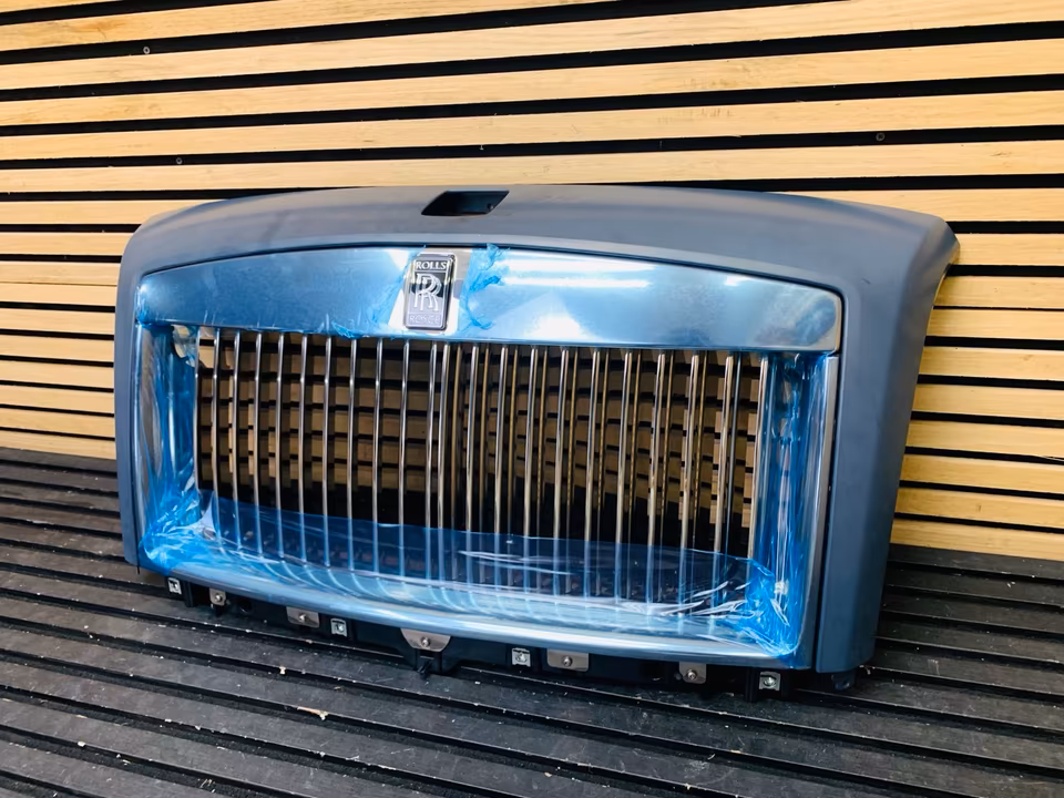 Rolls Royce Ghost Grill Radiator 371187 7158916 - Image 10
