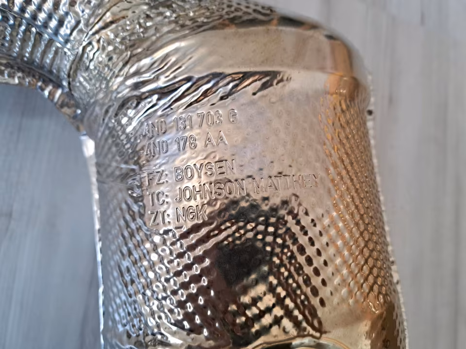 Lamborghini Urus Catalytic Converter Right Left 4M0254252M 4M0254202A - Image 5