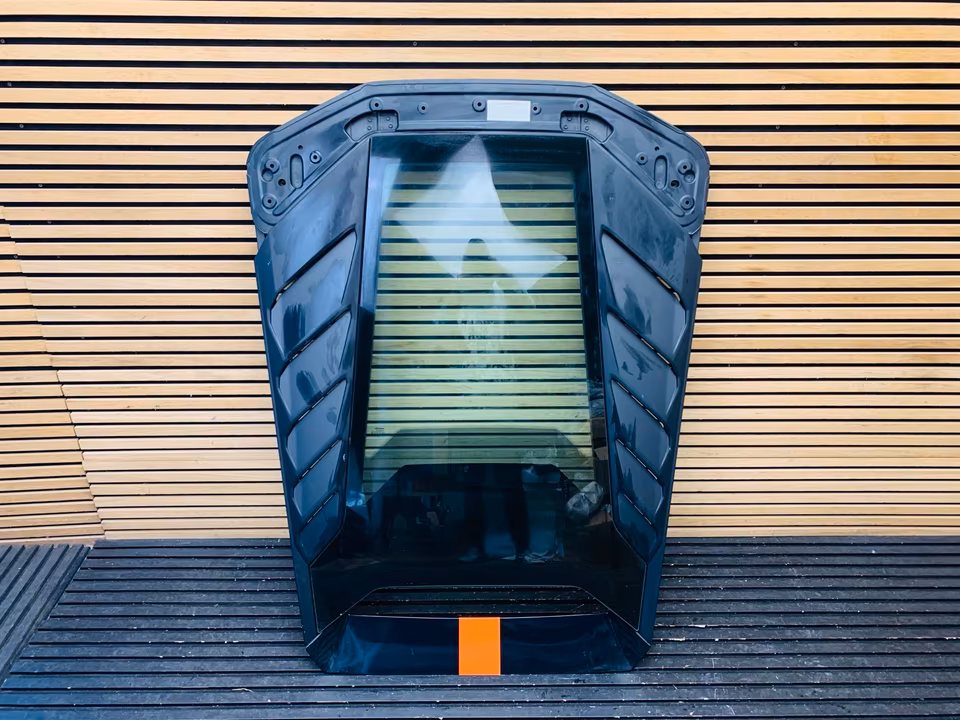Lamborghini Huracan EVO Tailgate 4T082723E Brand New