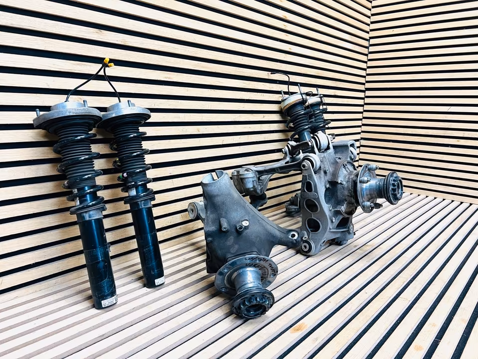 Porsche 991 GTS Control Arm Wheel Hub Front Rear Shock Absorber - Image 9