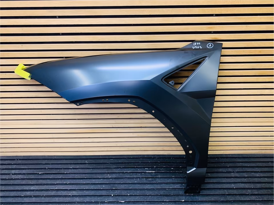 Lamborghini Urus Front Left Fender 4ML821105A - Image 8