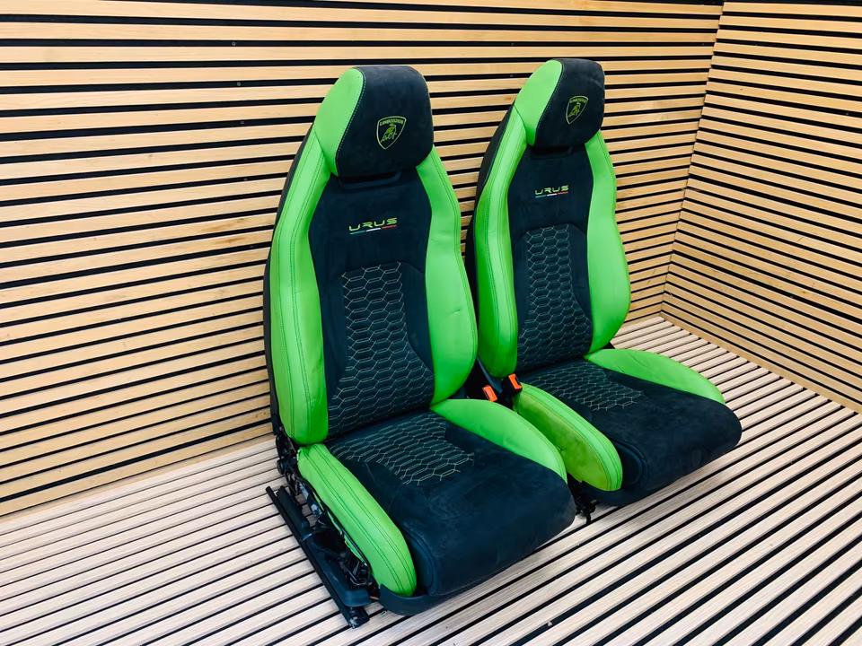 Lamborghini Urus Front Seats - Image 15