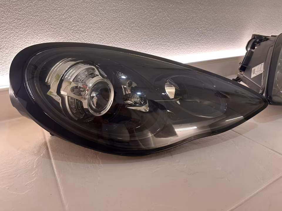 Porsche Panamera GTS 970 Bi-Xenon LED Headlights - Image 7