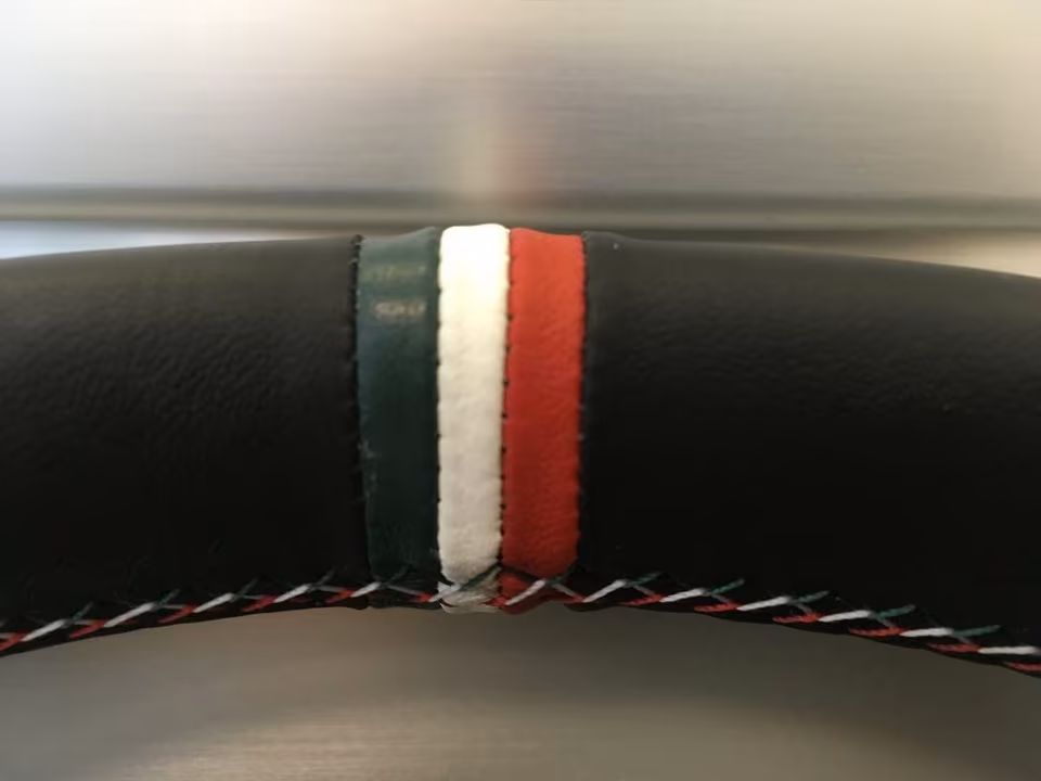 Ferrari 458 Italia / Spider Steering Wheel Edition Tricolore - Image 5