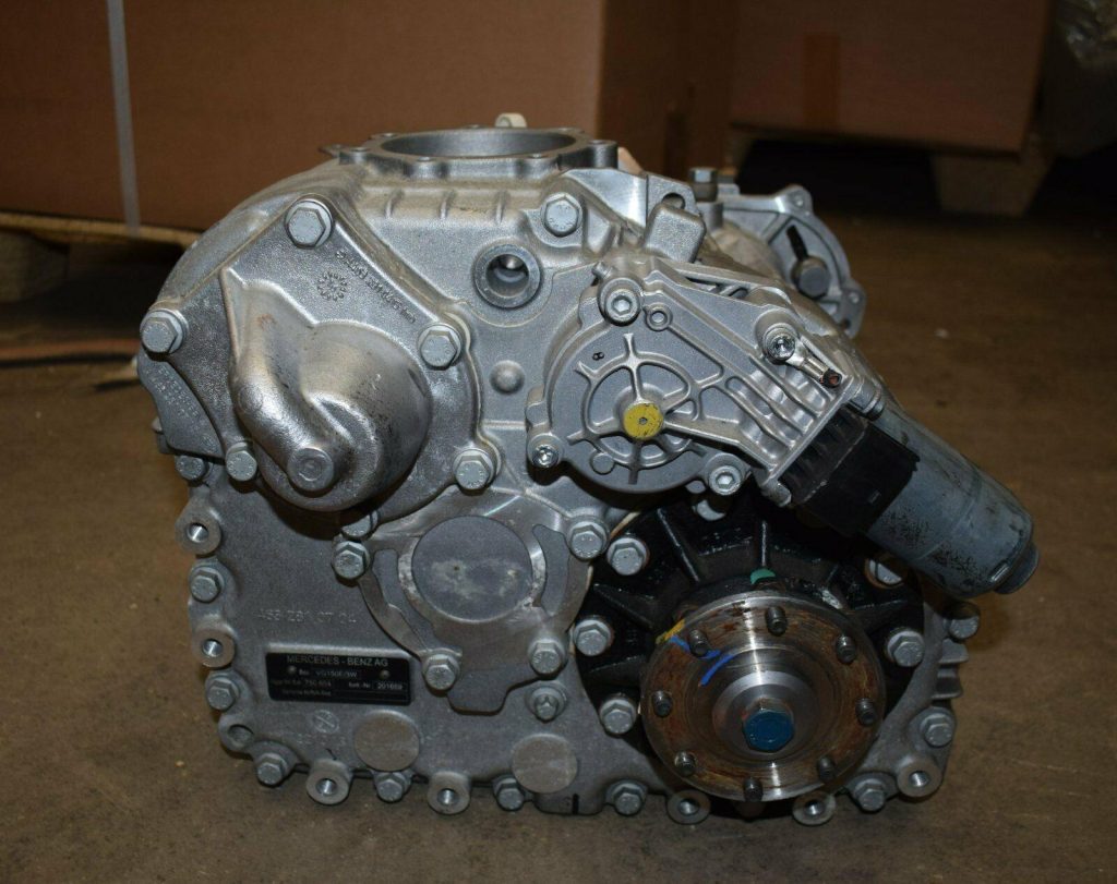 Mercedes W463 G-Class Transfer Case - Image 2