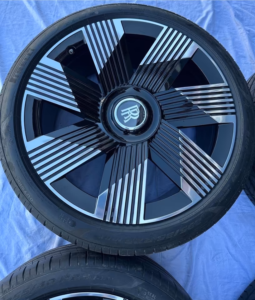 Rolls Royce Spectre 23 Inch Wheelset Wheels Original - Image 5