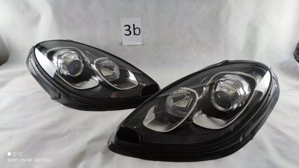 PORSCHE MACAN HEADLIGHTS LEFT RIGHT GLASS 95B - Image 11