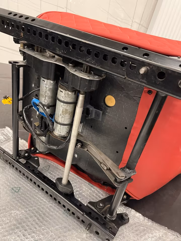 MERCEDES SLR MCLAREN CARBON SEAT PAIR ORIGINAL - Image 18