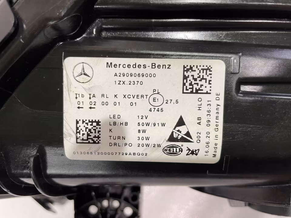 HEADLIGHTS MERCEDES AMG GT 4-DOOR MULTIBEAM LEFT RIGHT - Image 2