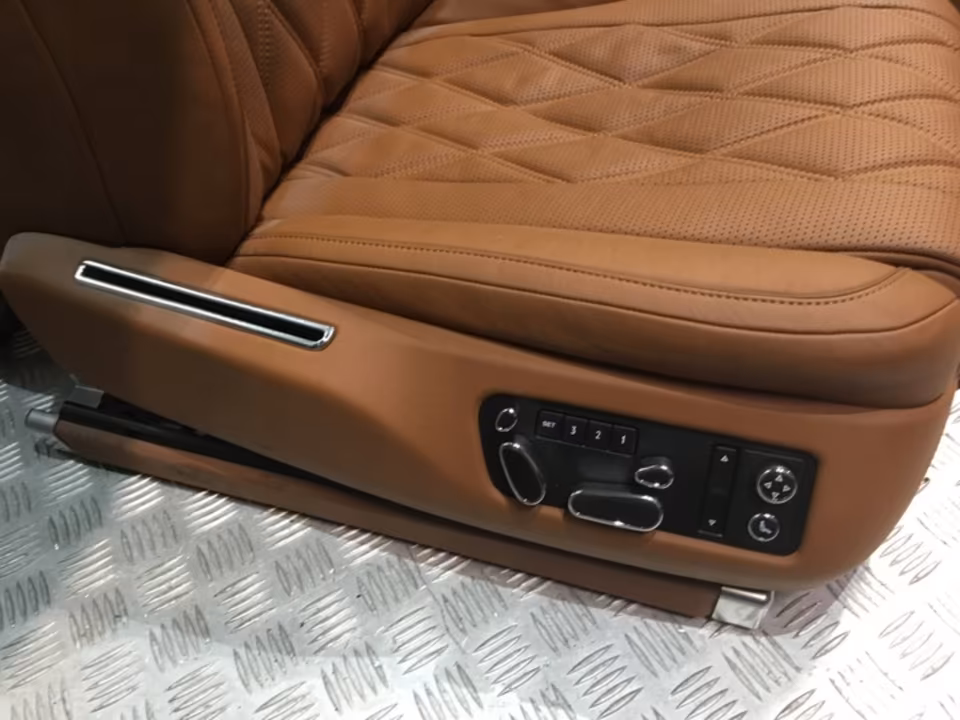 BENTLEY FLYING SPUR FACELIFT SEATS SET - Image 4