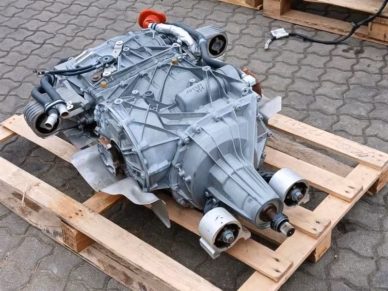 FERRARI GTC4 LUSSO 3.9 V8 F151M DCT Gearbox 321441 - Image 12