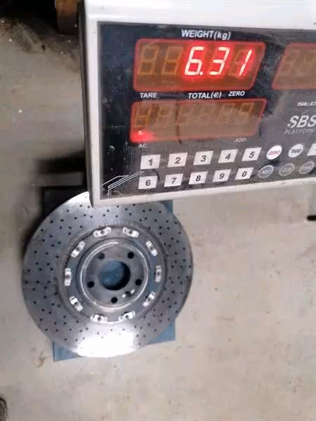 McLaren 720S ceramic brake system - Image 7