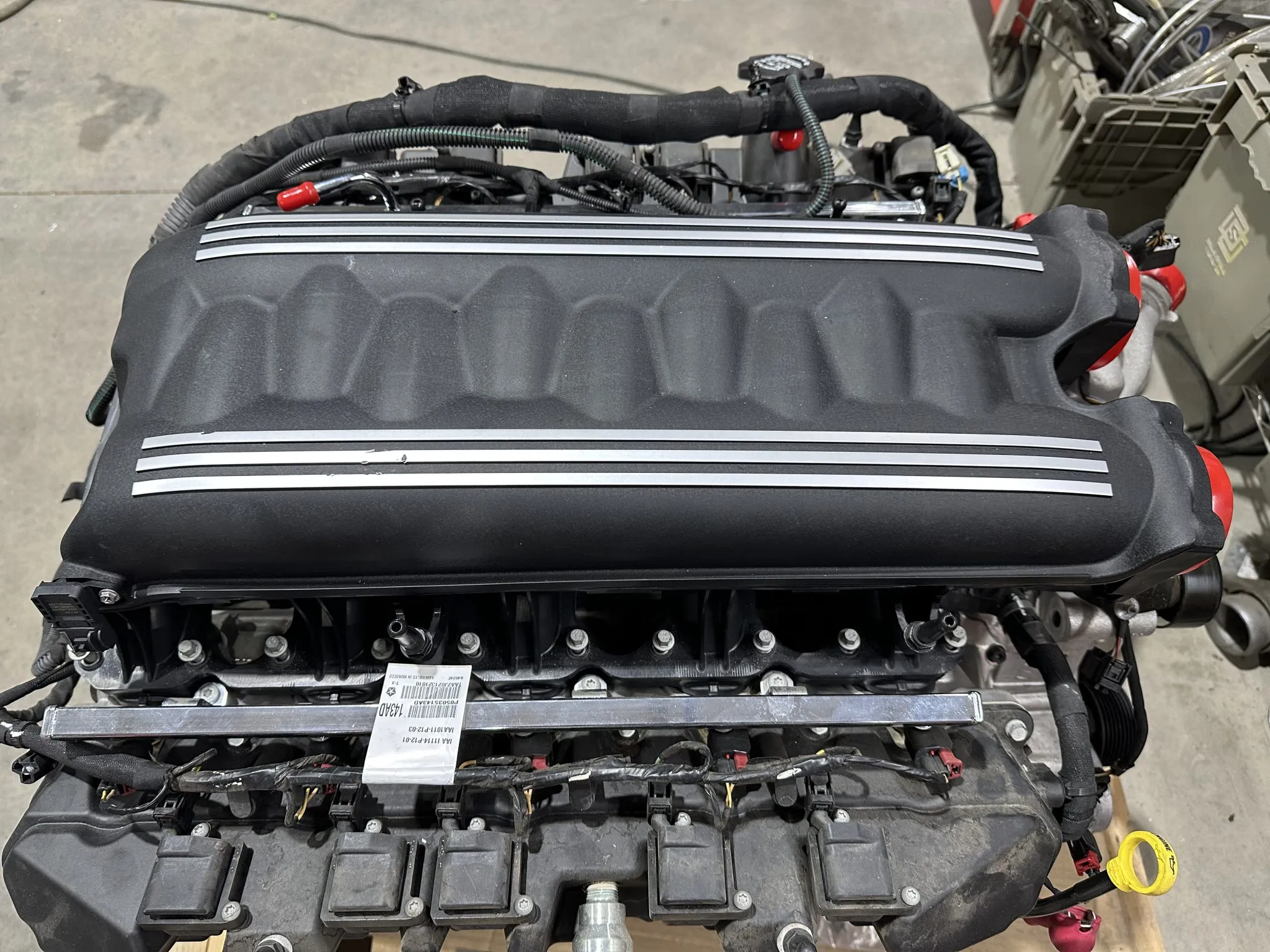 SRT Viper 8.4L V10 Engine - Image 20