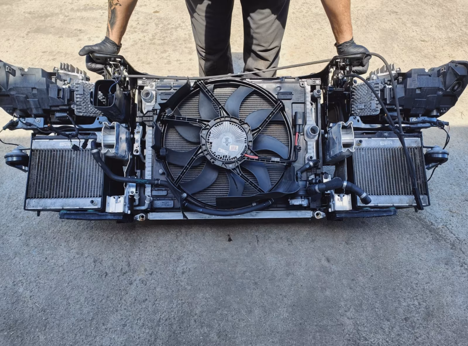 BMW M4 F82 LCI Front Package Bumper Bonnet Fender Radiator - Image 6