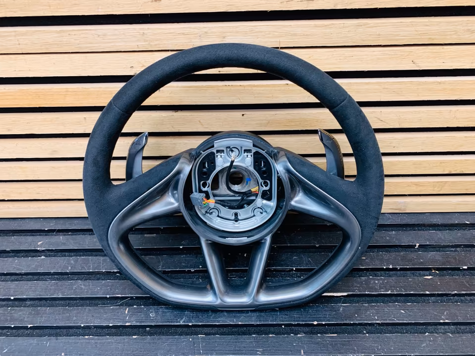 McLaren Elba Steering Wheel Alcantara 14NC087CP - Image 7
