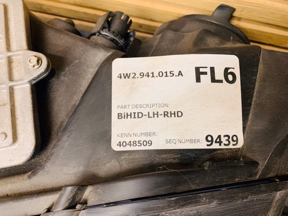 Bentley Flying Spur Headlight Left Right 4W2941016A 015A - Image 3