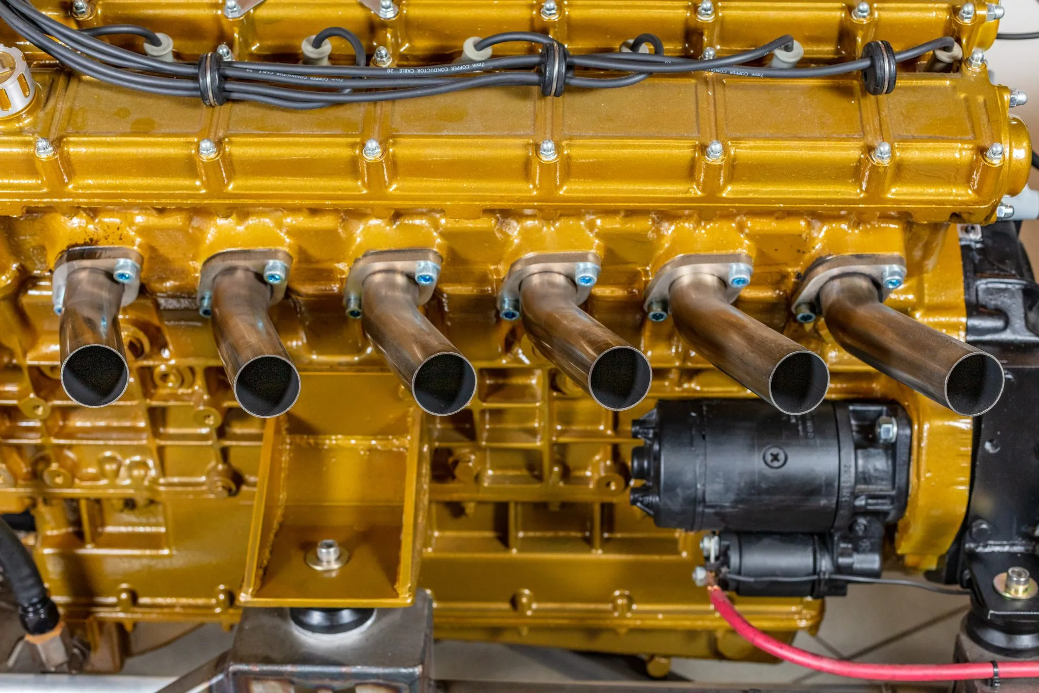 Lamborghini L900 V12 Marine Engine - Image 5