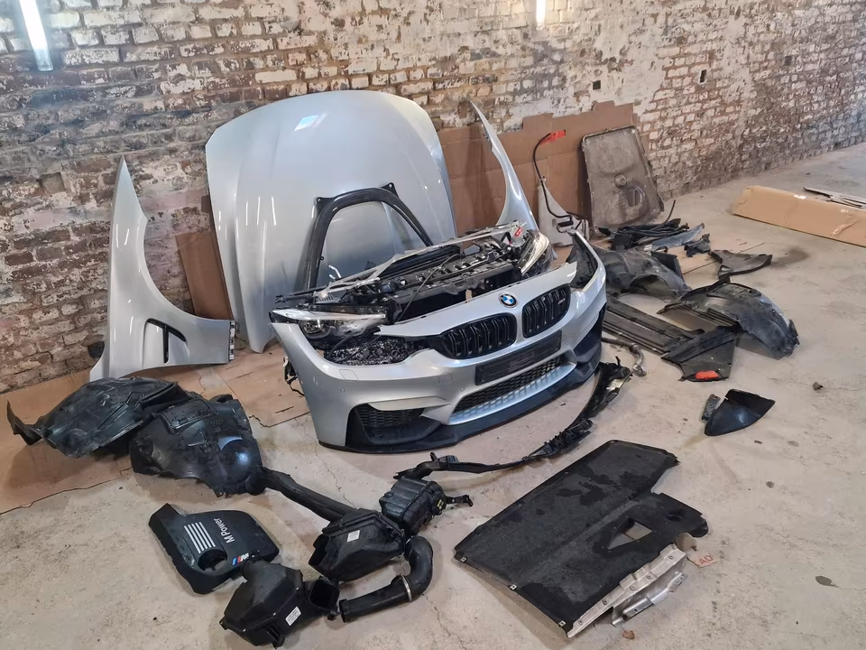 BMW F80 M3 LCI Front Package Bumper Bonnet Radiator Fenders - Image 10