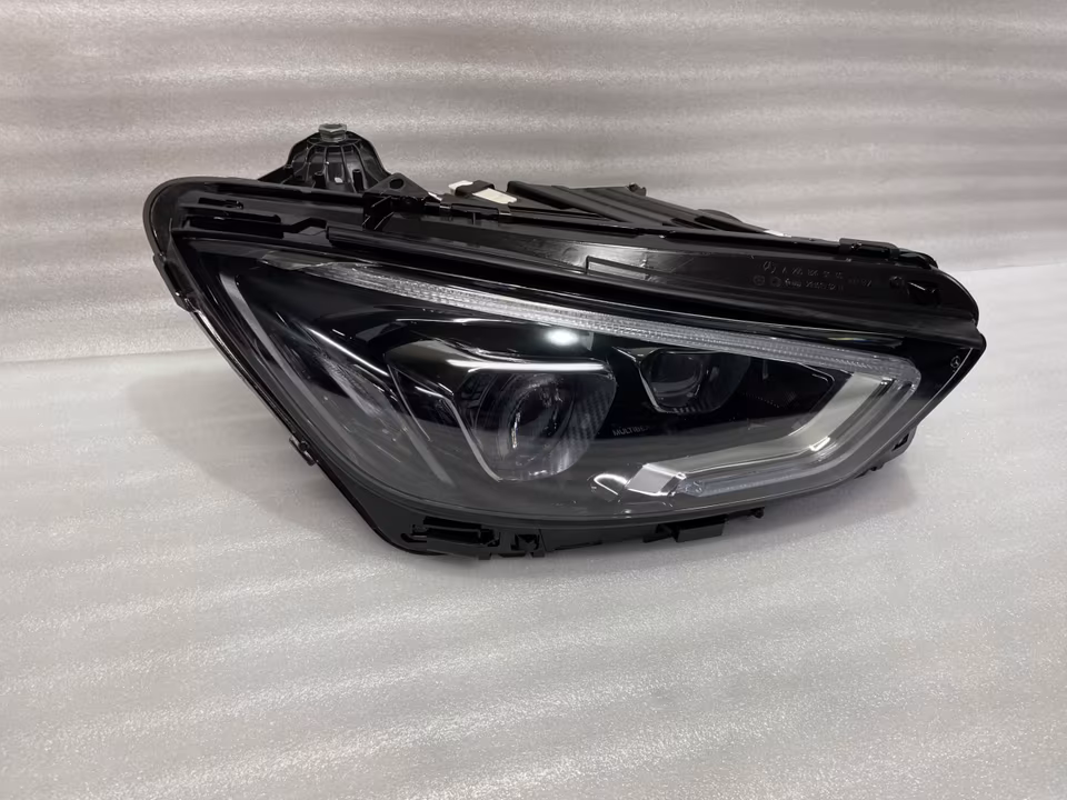 HEADLIGHTS MERCEDES AMG GT 4-DOOR MULTIBEAM LEFT RIGHT - Image 6