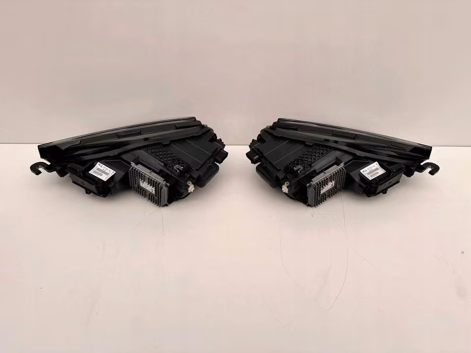 Lamborghini Huracan 4T0 headlight set - Image 3