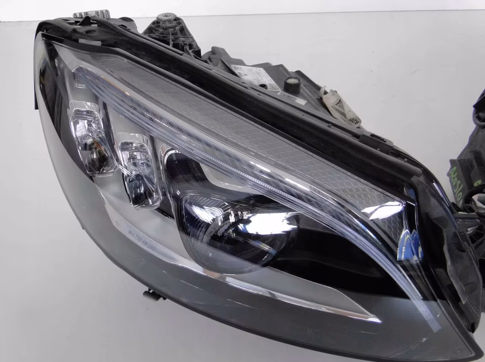 MERCEDES C-CLASS MULTIBEAM W205 AMG LEFT RIGHT COMPLETE - Image 11