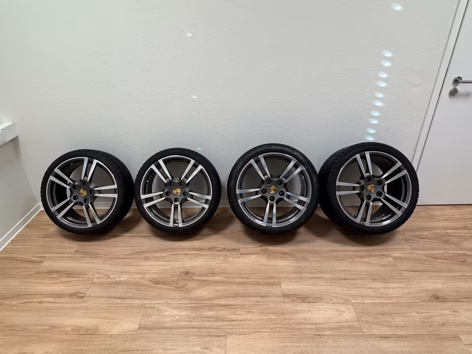 Porsche 911 Winterräder 19 Zoll 99736215705 99736216302