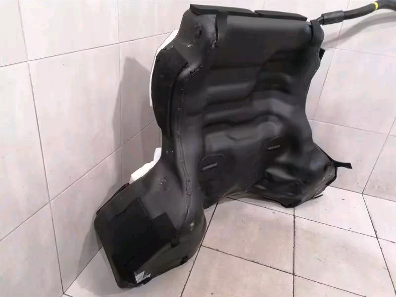 FERRARI PUROSANGUE F175 Fuel Tank - Image 7