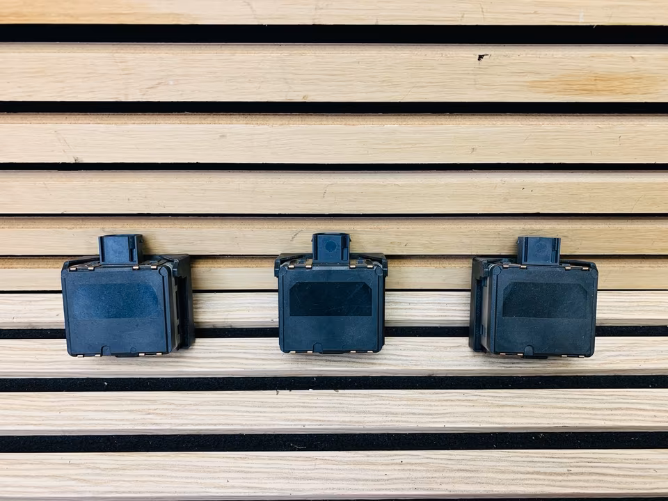 Aston Martin Vantage DB11 DBS Distronic - Image 5