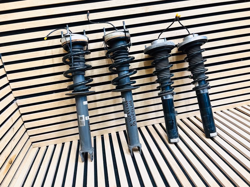 Porsche 991 GTS Front Rear Shock Absorber 99134303548 99133305740 - Image 2