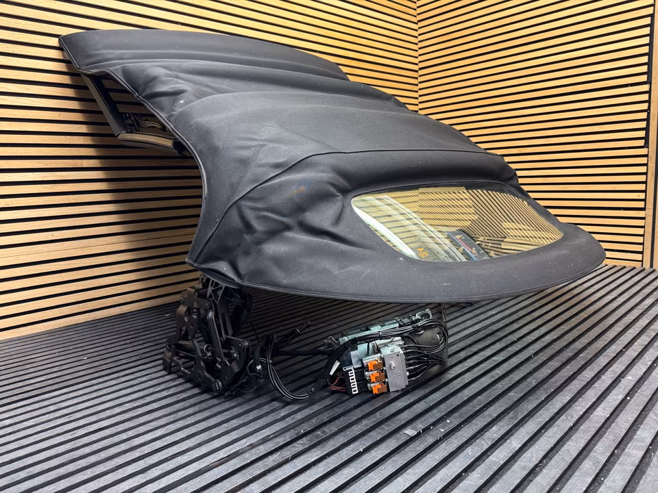 Bentley GTC convertible top 3W7244197 - Image 4