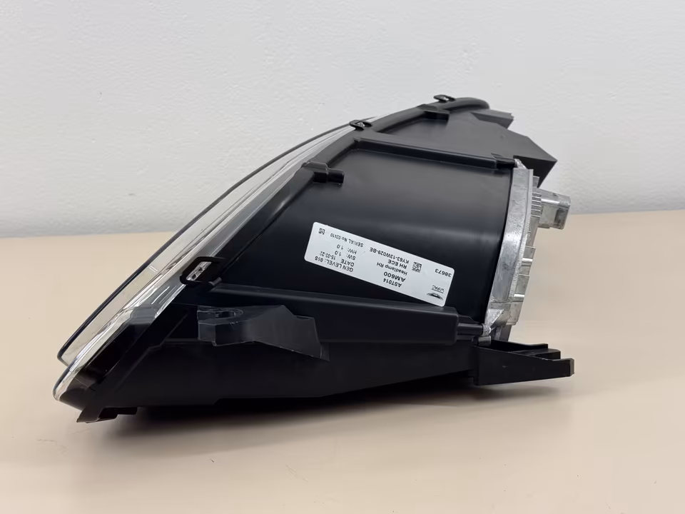 Aston Martin New Vantage Headlights R KY63-13W029-BE - Image 5